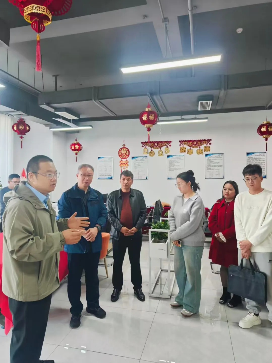 b24ba50004d590e3ae16349ad4fd4198.jpg b24ba50004d590e3ae16349ad4fd4198.jpg